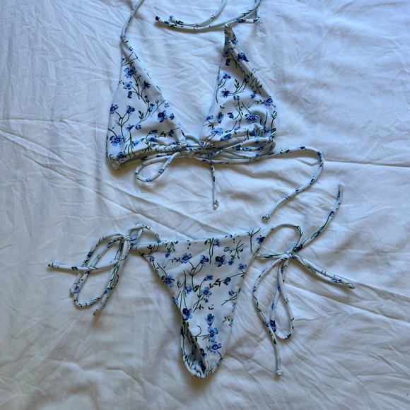 SOLD!! Sanori Swim Cheeky Bikini Set - Kaula White and Blue Flower Print, Small - Picture 2 of 11